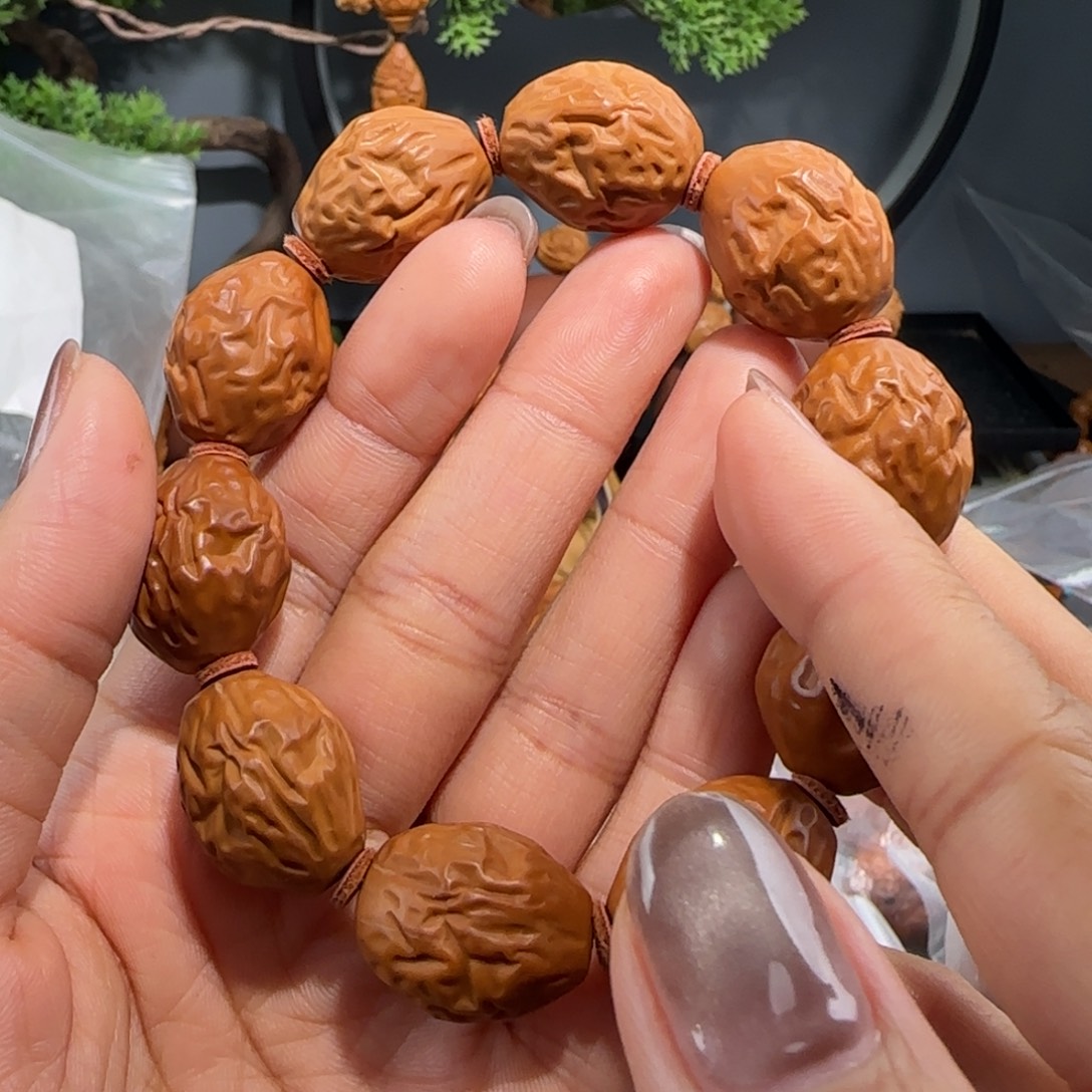 手串/手链橄榄核福利待遇