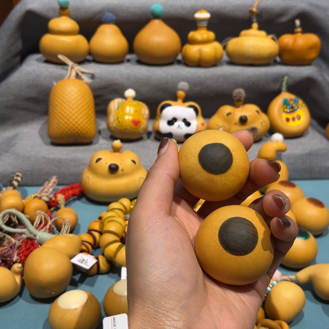 绿檀手球微瑕福利