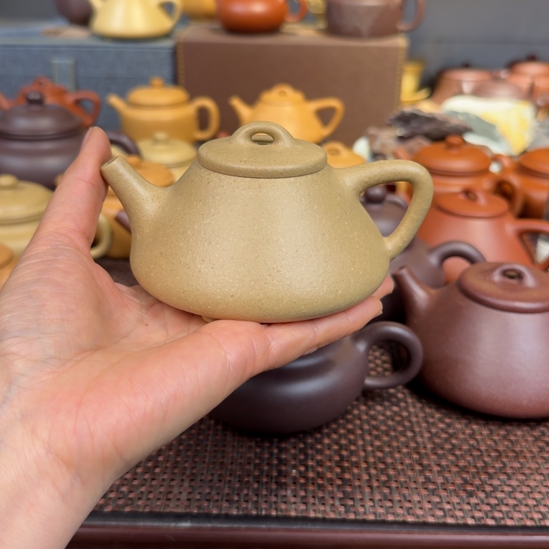 本山绿泥茶壶梨皮200毫升左右