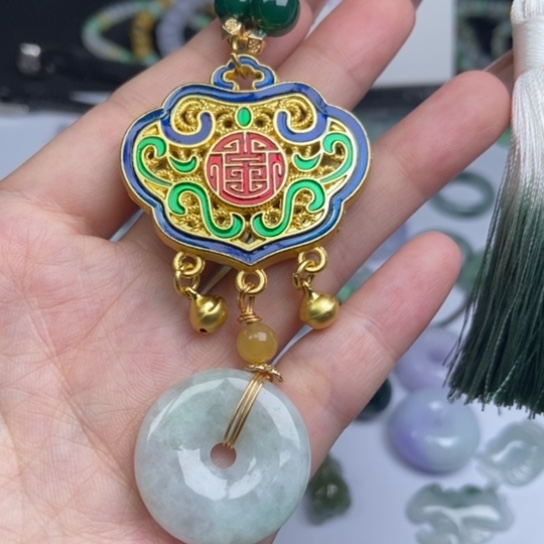 翡翠未镶嵌吊坠(不含链)天然缅甸翡翠缅甸翡翠a货