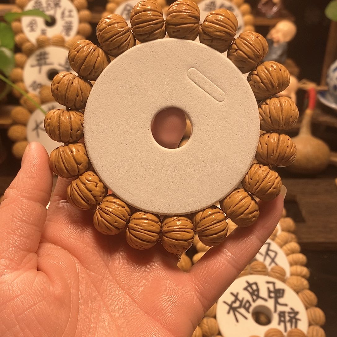 【闪购商品】贾*学桃核纽扣核桃手串