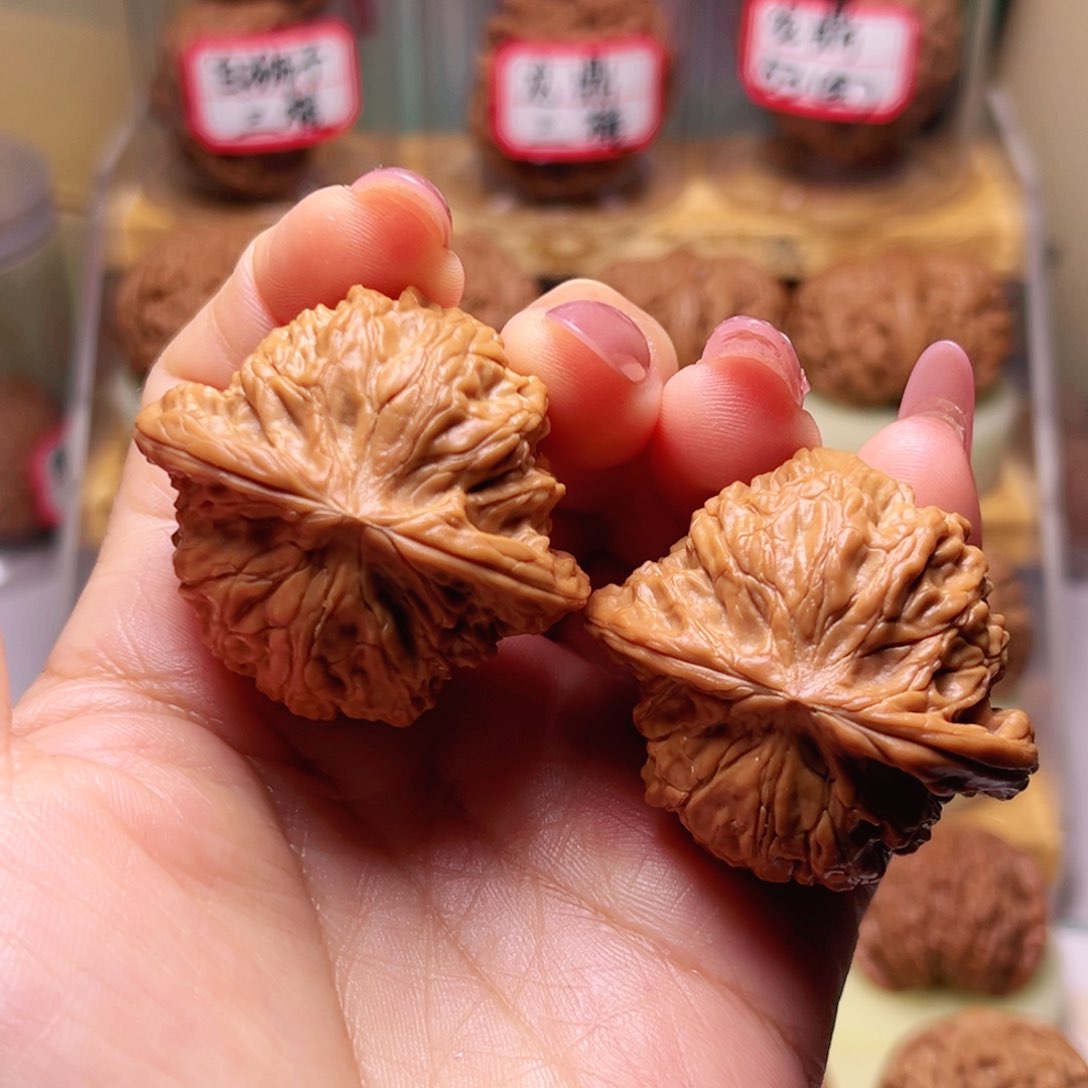 文玩核桃吊坠42尺磨盘