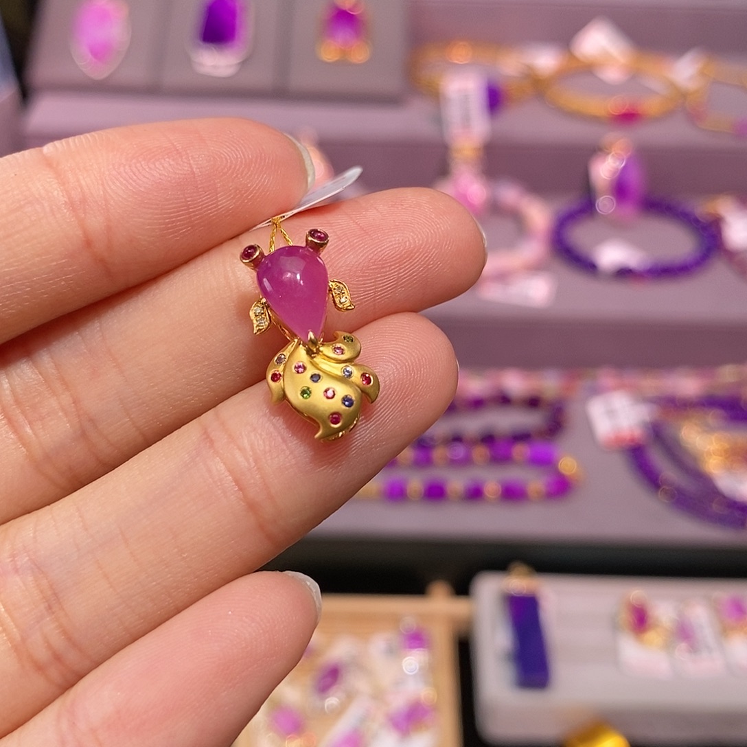 苏纪石（舒俱来）18K金镶嵌吊坠(不含链)