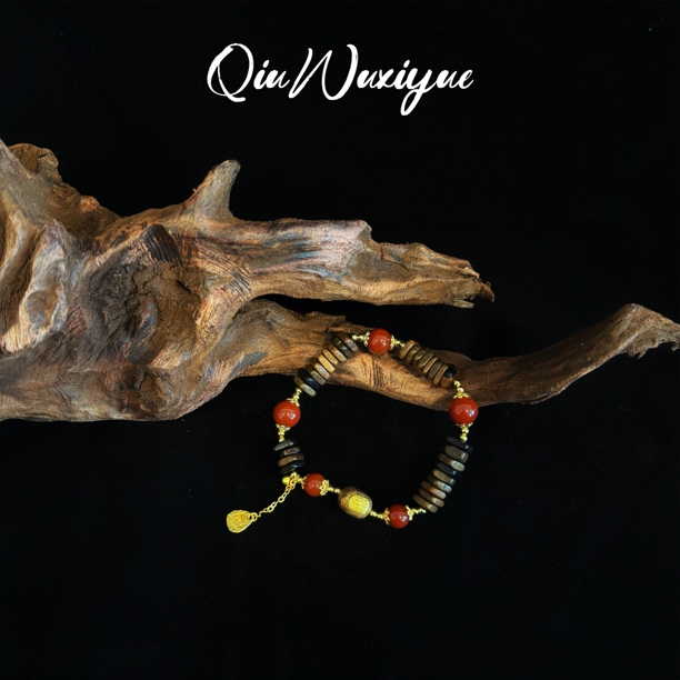 DM 1329 红玛瑙+方糖沉香配饰