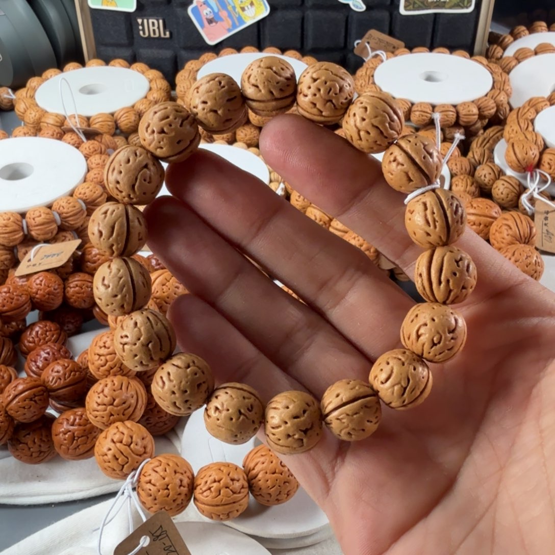 白***主桃核手串145龙三磐石桃核手串