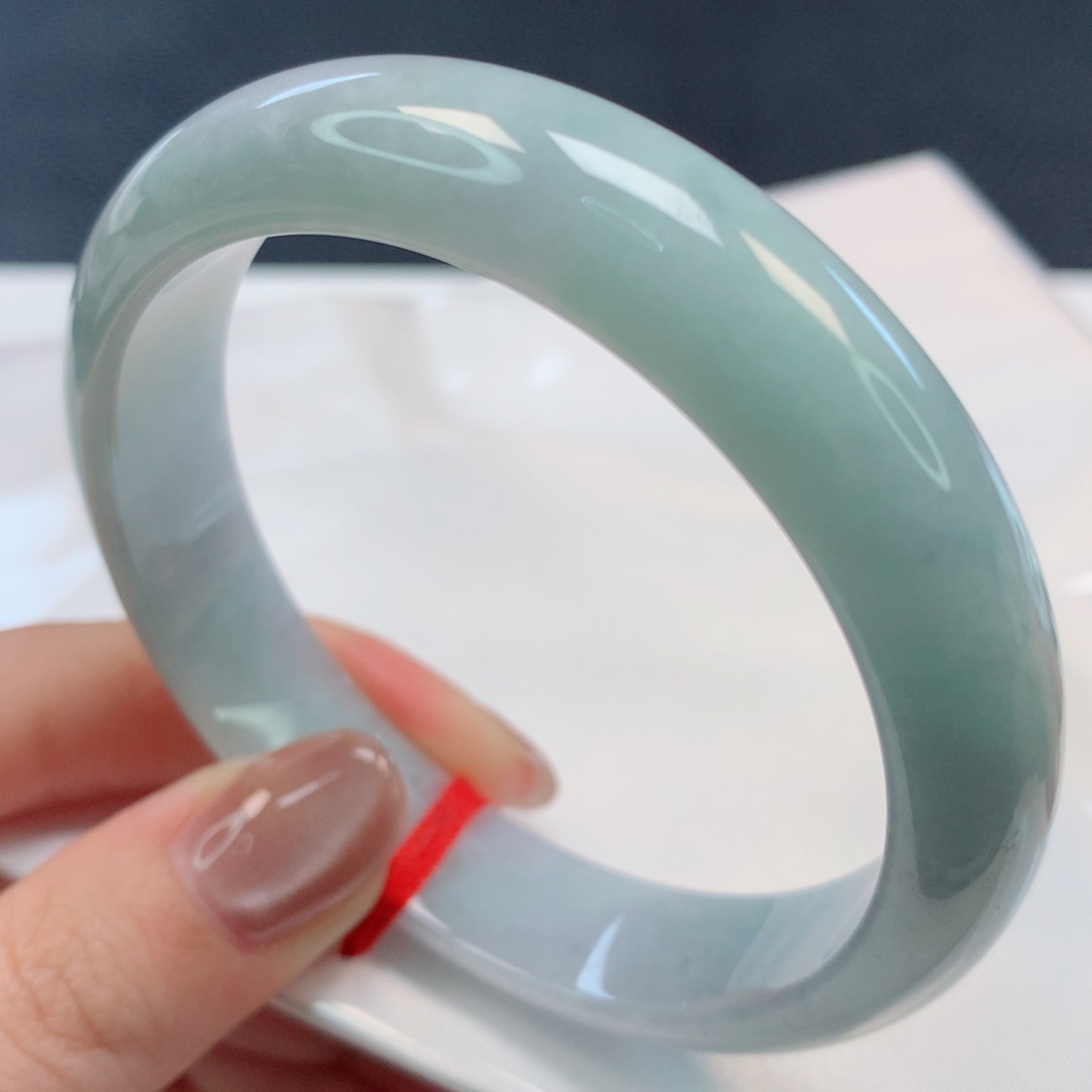 【闪购商品】翡翠手镯未镶嵌57+圈