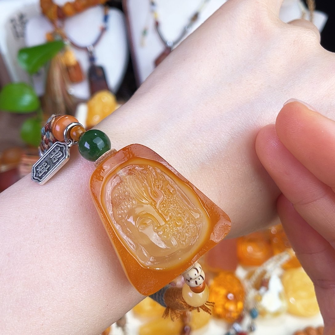 未镶嵌琥珀珠宝奇石珠**姐，