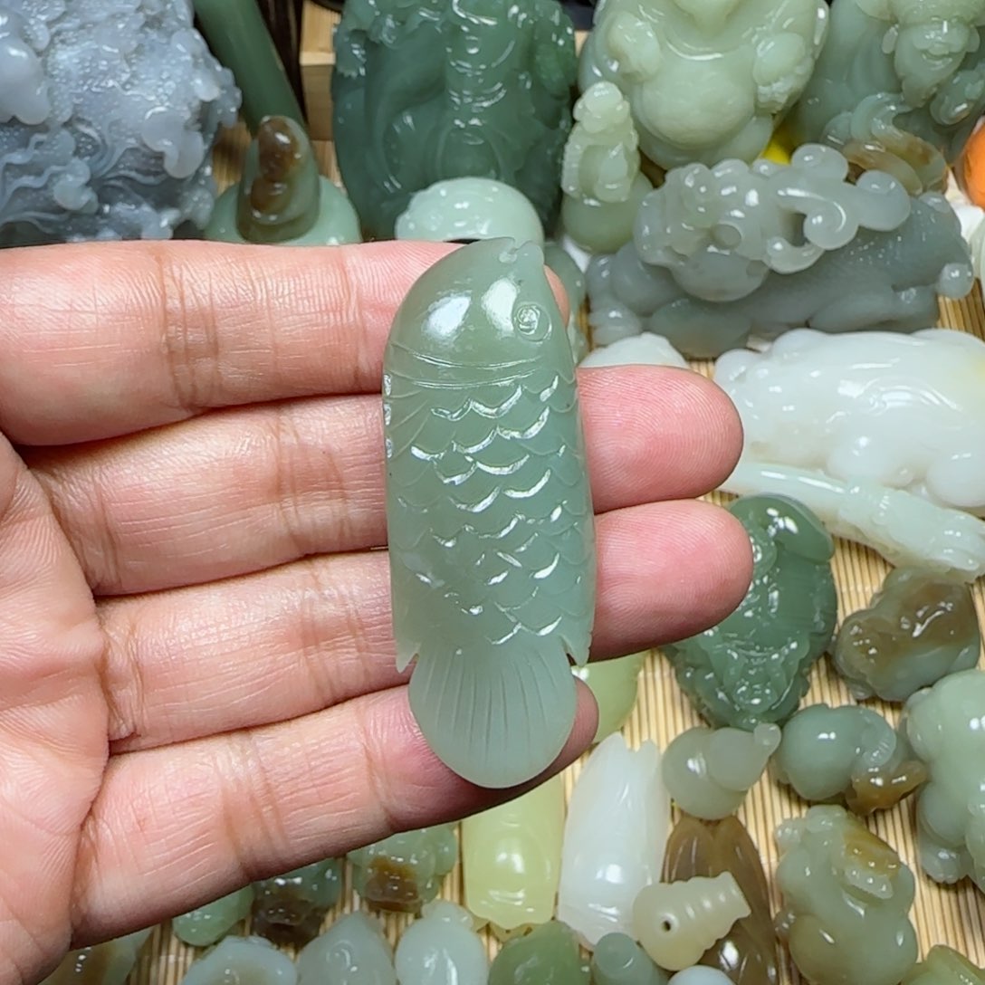 未镶嵌和田玉挂件