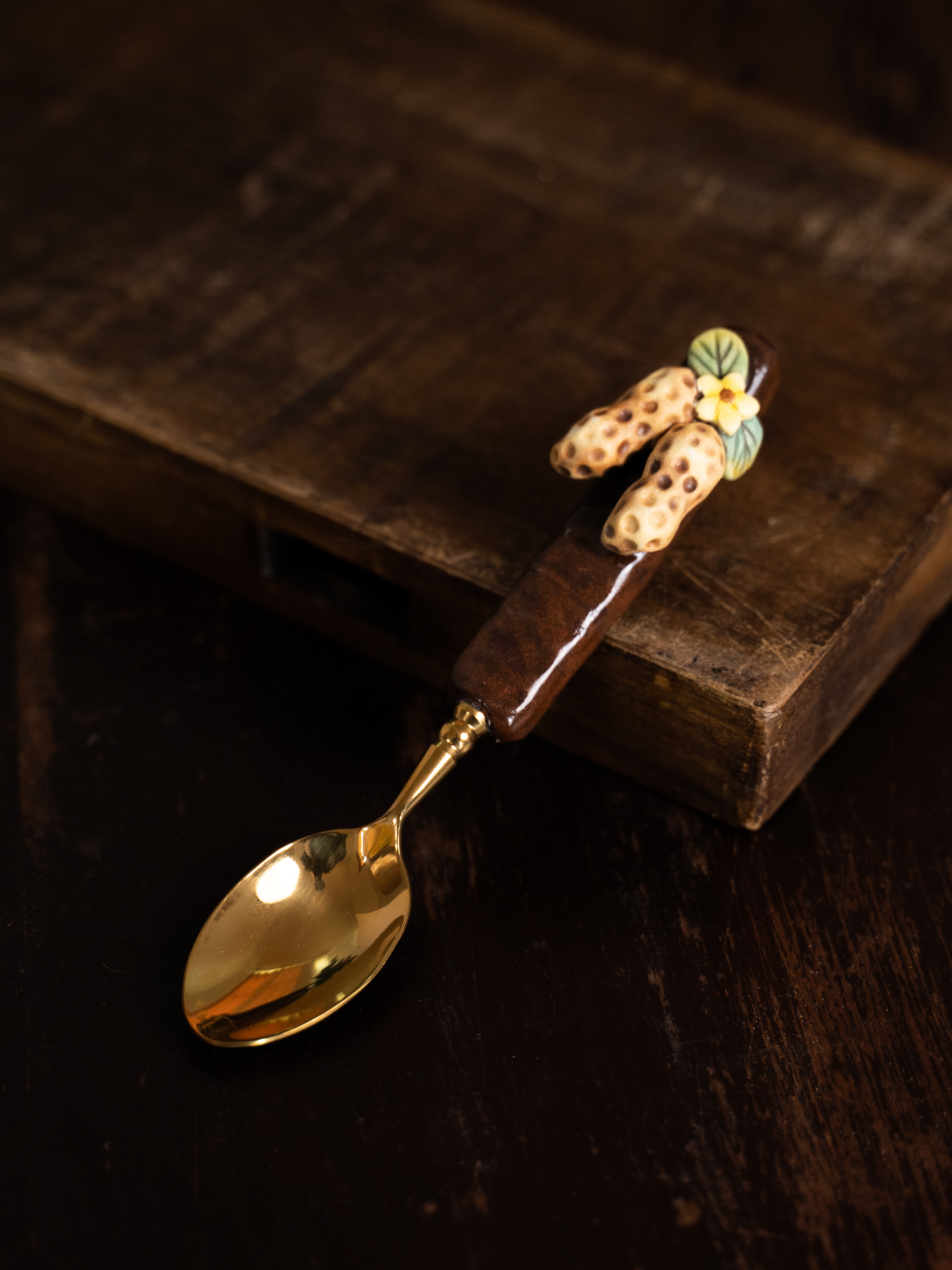 小欧 | 复古风好事花生立体勺陶瓷把手勺