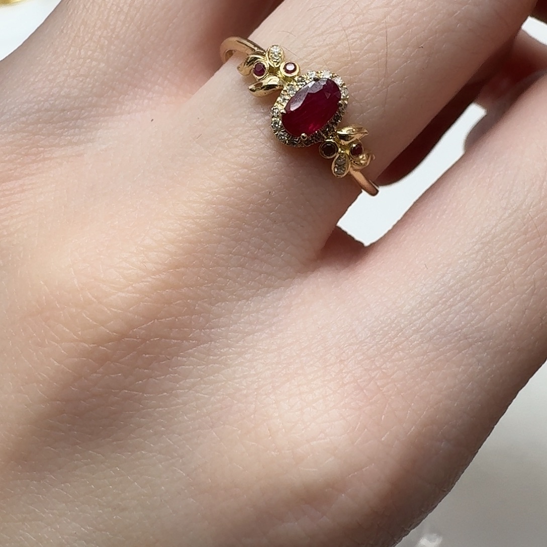戒指红宝石18K金镶嵌