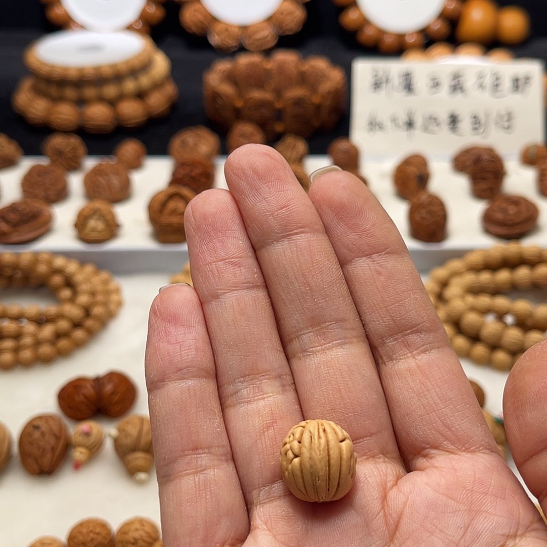 正***哥核桃手串/手链桃核手工制作工艺
