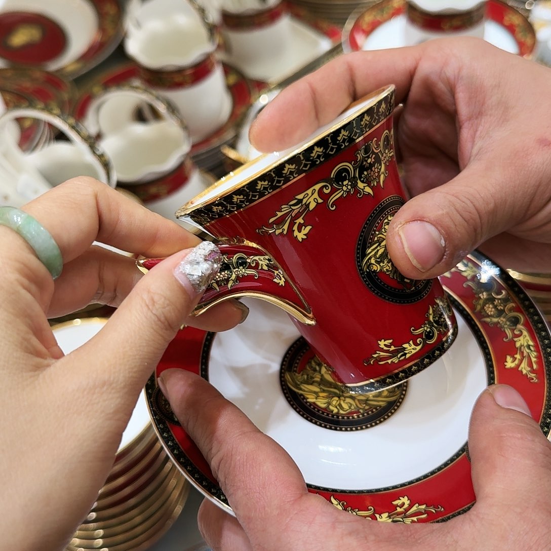 搪瓷骨瓷餐具高温陶瓷工厂直销