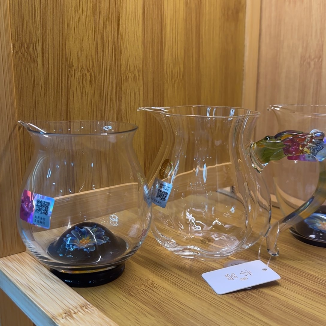 乖***陈禾器菡韵云容公道杯➕锦隆迷翠公道杯➕茶巾