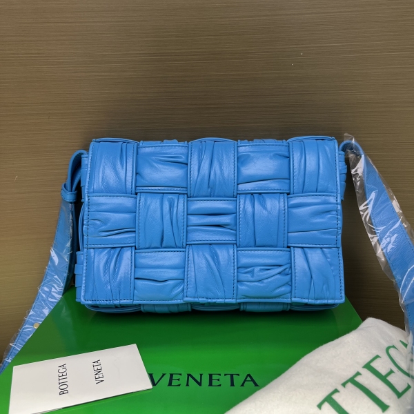 95新/葆蝶家/市场价35000/包包/250216RN0020