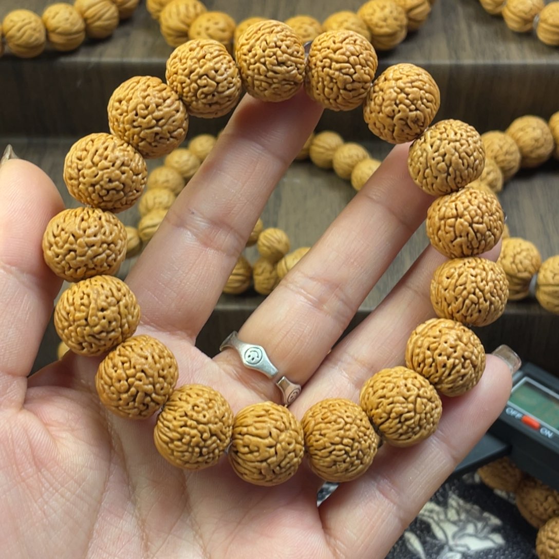 桃核手串金*炫满天星手串