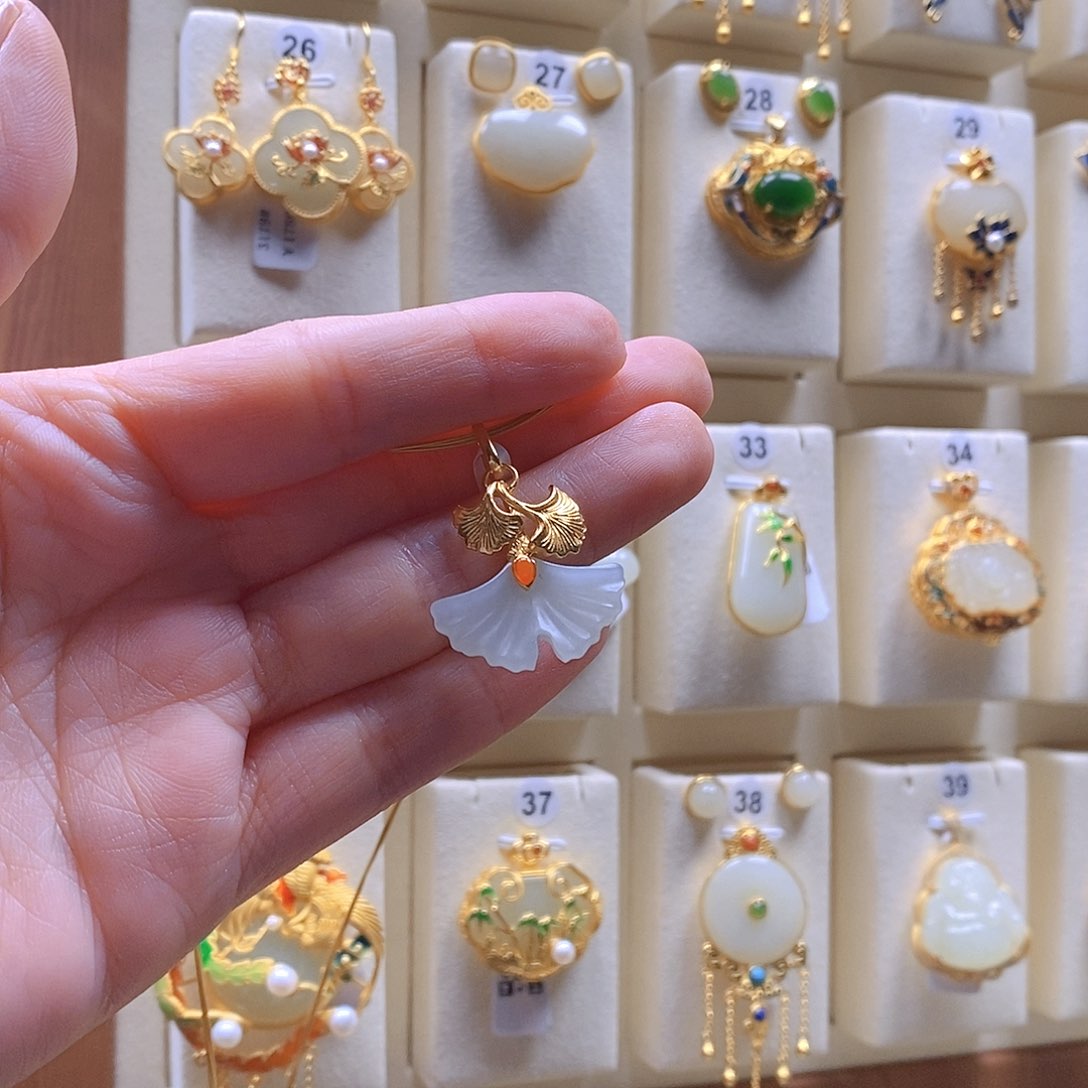 和田玉颈饰银S925镶嵌