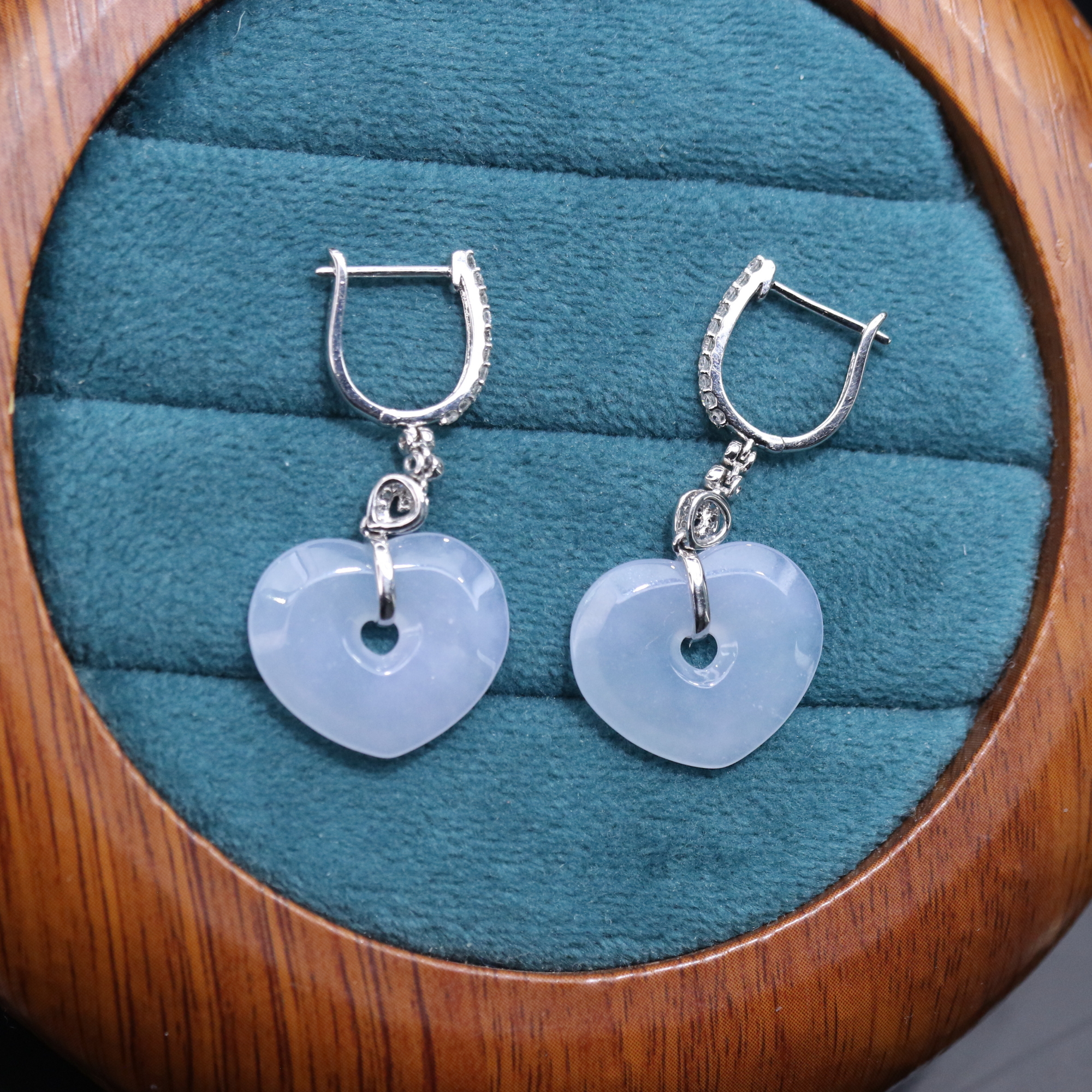 37天然缅甸翡翠A货18k冰紫爱心耳饰/600128/北京中保拍卖