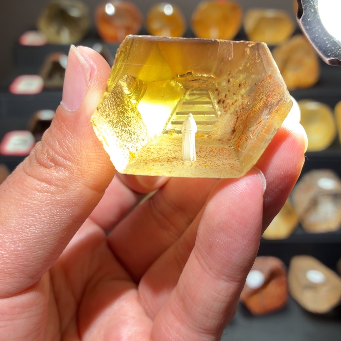 C***r未镶嵌珠宝半成品水晶