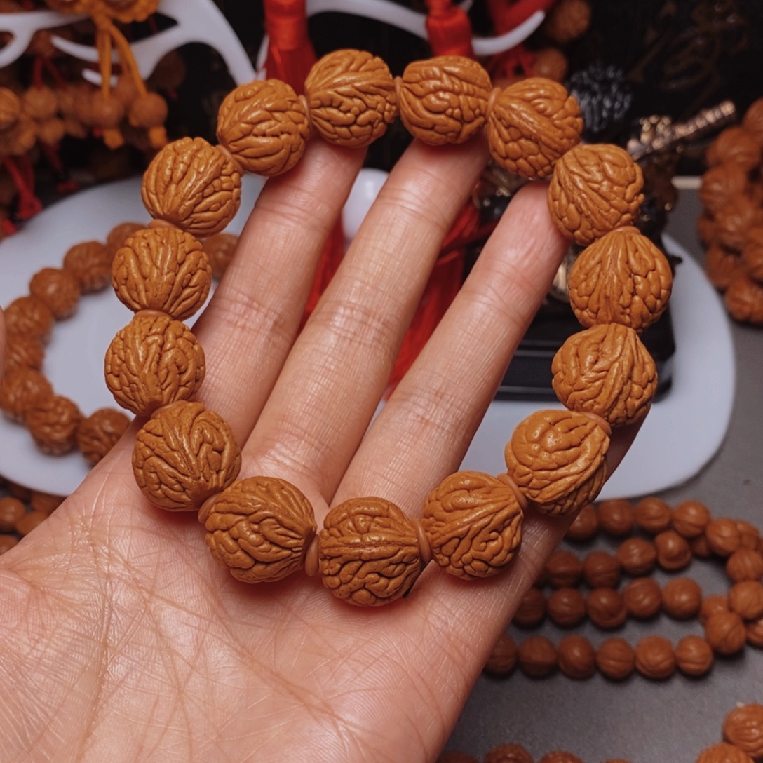 桃核吊坠桃枭手串1