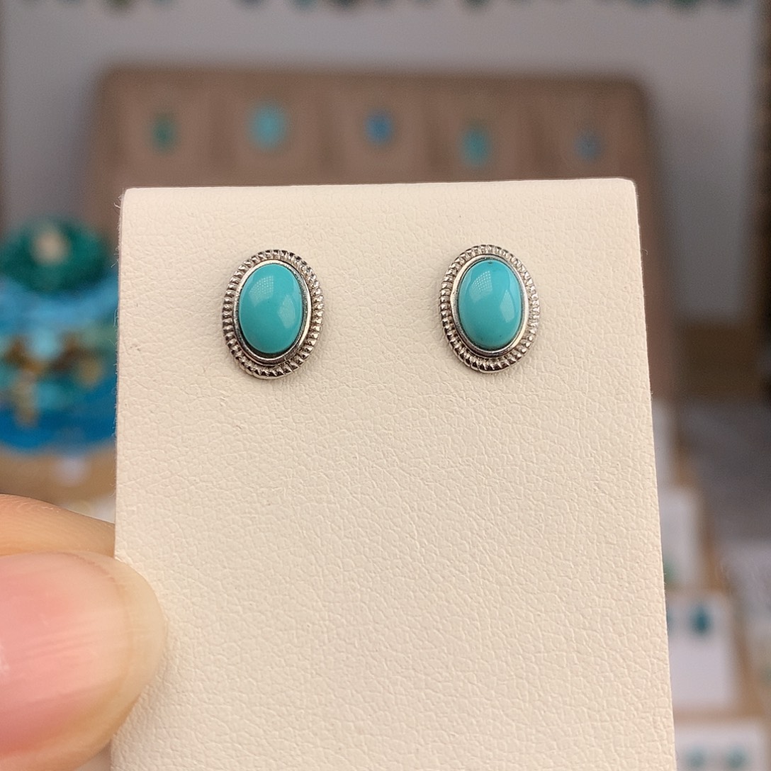 绿松石未镶嵌耳饰