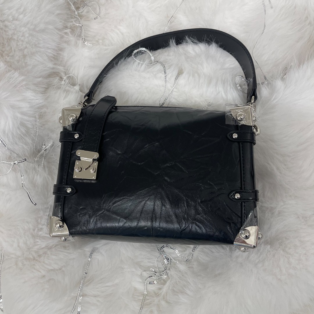 简约百搭高级感2024新大容量女包软盒子黑