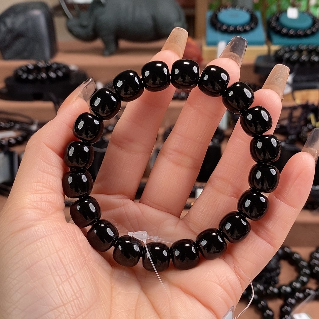 和田玉未镶嵌手链11又黑又细