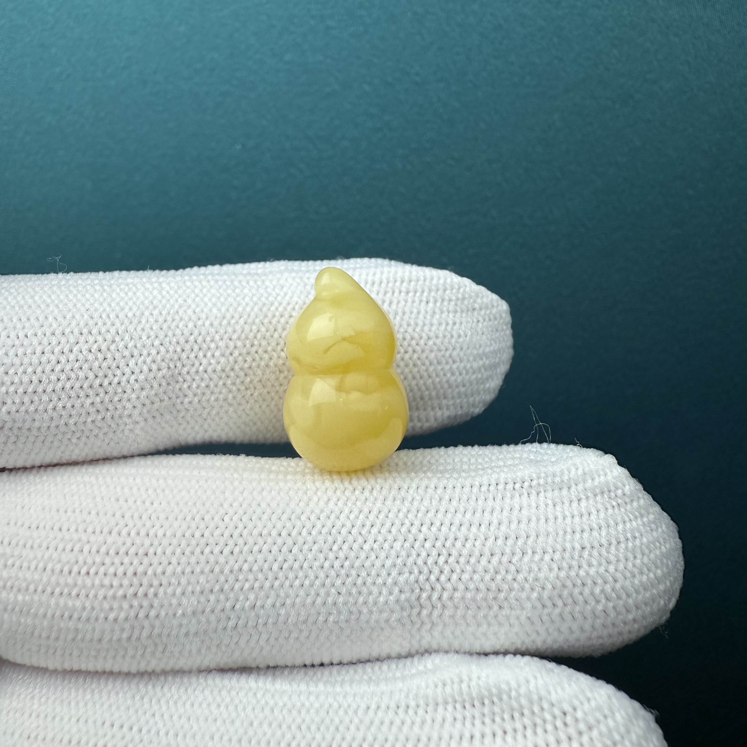 Y5391天然原矿蜜蜡 葫芦12*19mm支持复检假一罚十