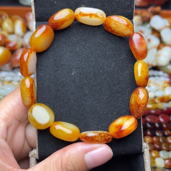 和田玉未镶嵌手链