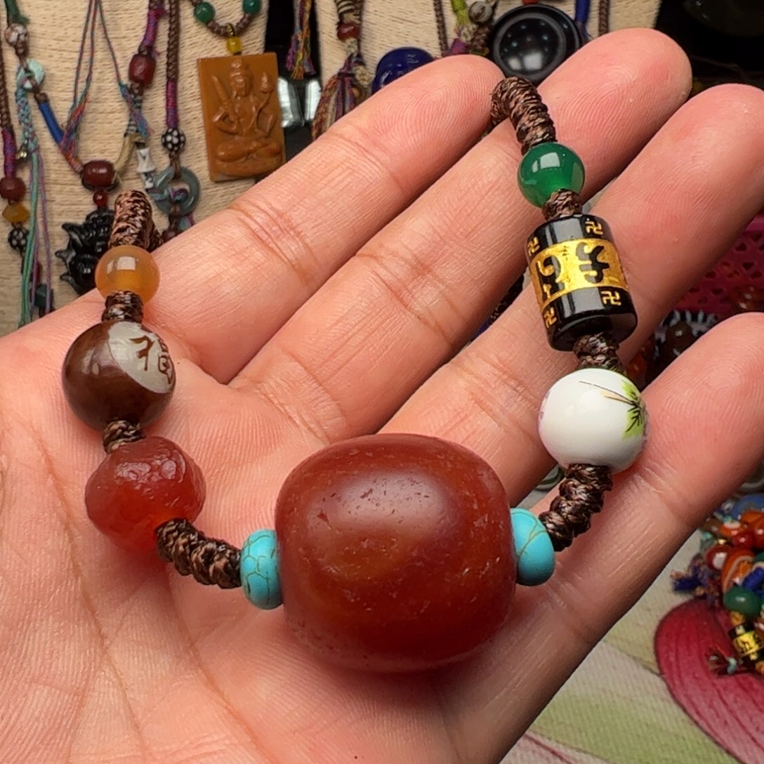 玛瑙/玉髓颈饰未镶嵌