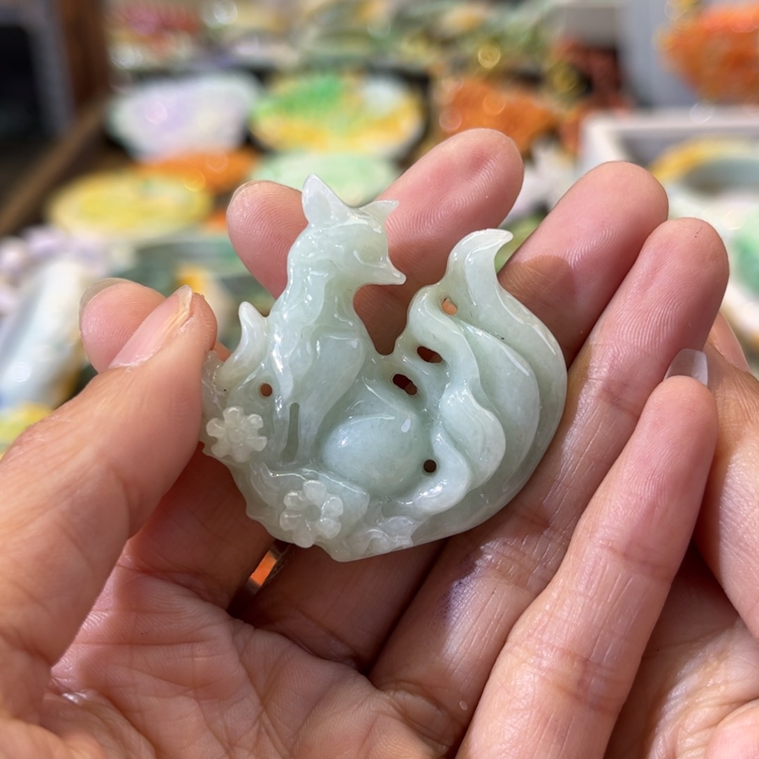 翡翠颈饰未镶嵌待编款