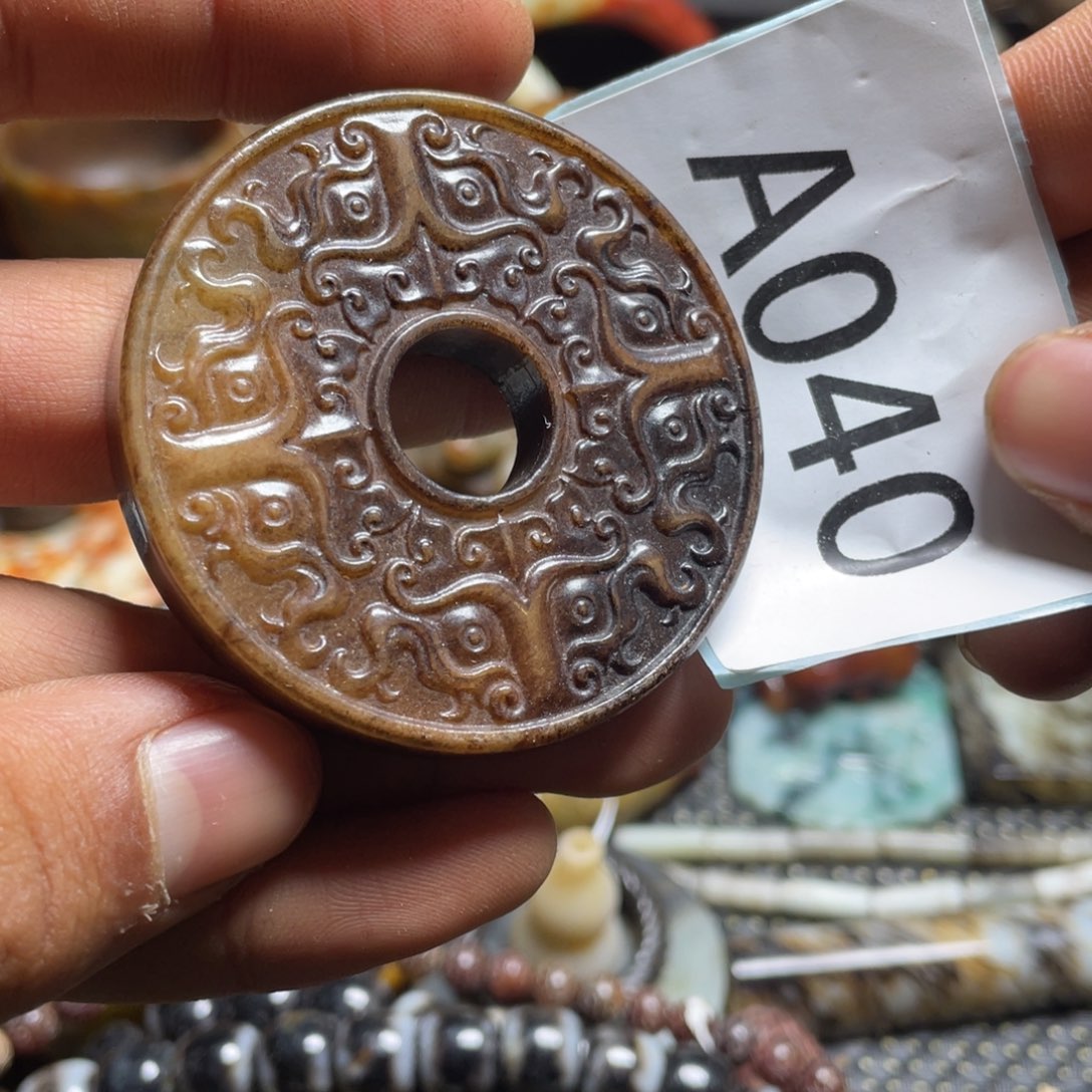 和田玉（糖玉）挂件未镶嵌