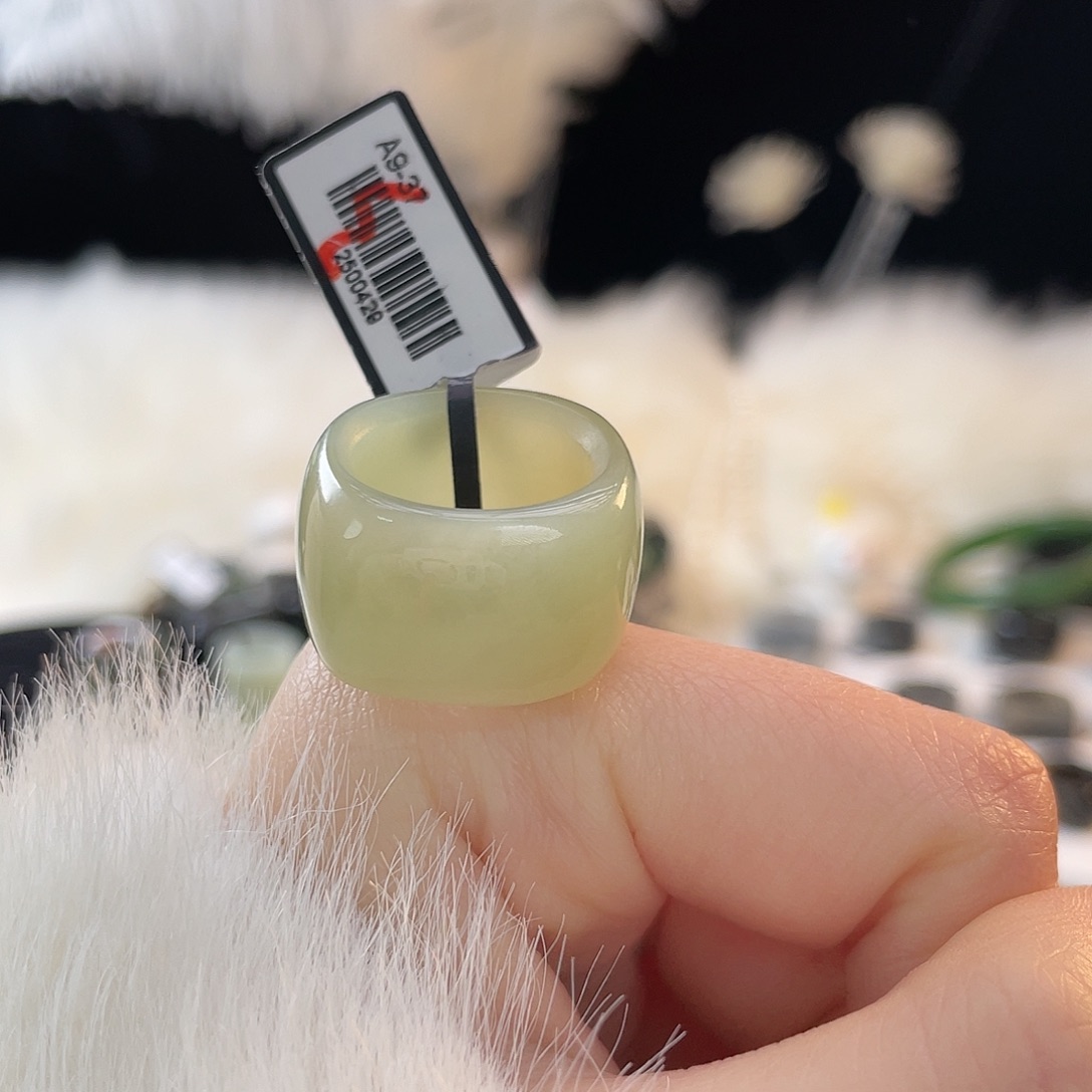 和田玉未镶嵌戒指k4 晴水绿方圆16.5mm