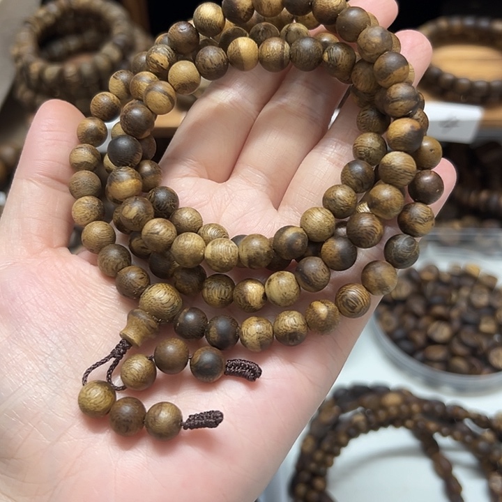 沉香碎屑沉香卡8留疤圆珠 24g