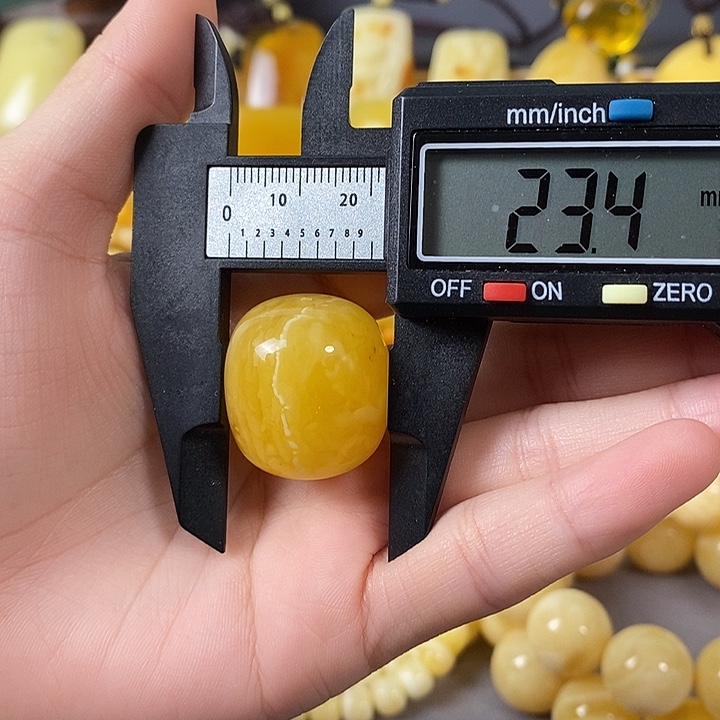 琥珀未镶嵌裸石桶珠