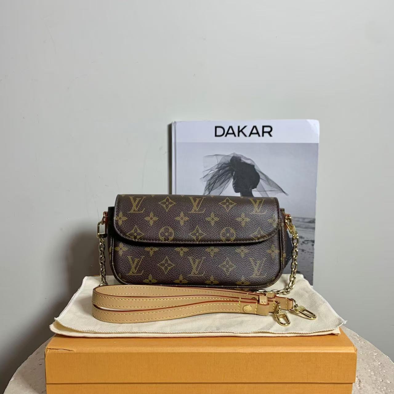 99新 LouisVuitton/路易威登 壹臻/老花ivy单肩包/87427238