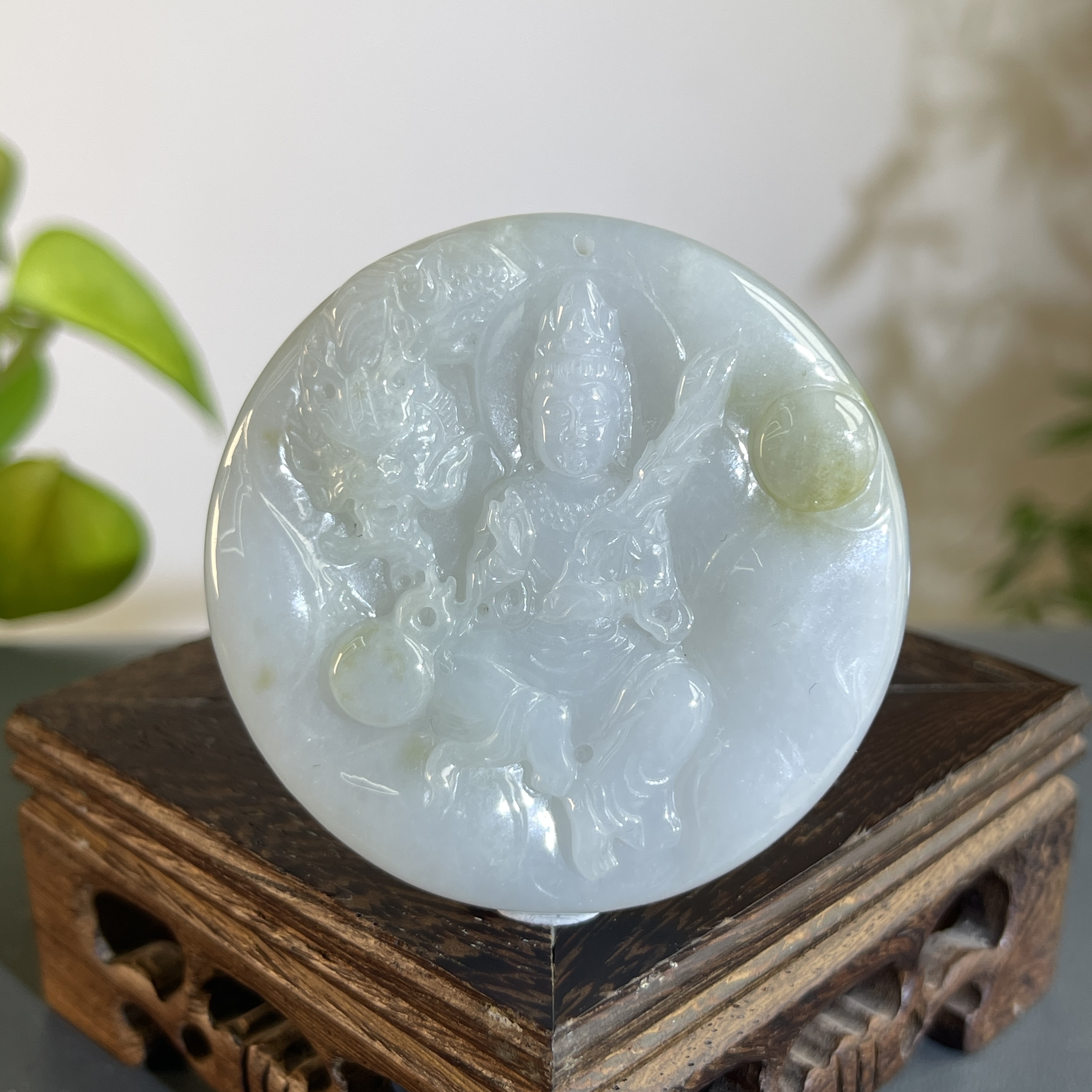 JTW23-32  天然缅甸A货翡翠 神龙护主