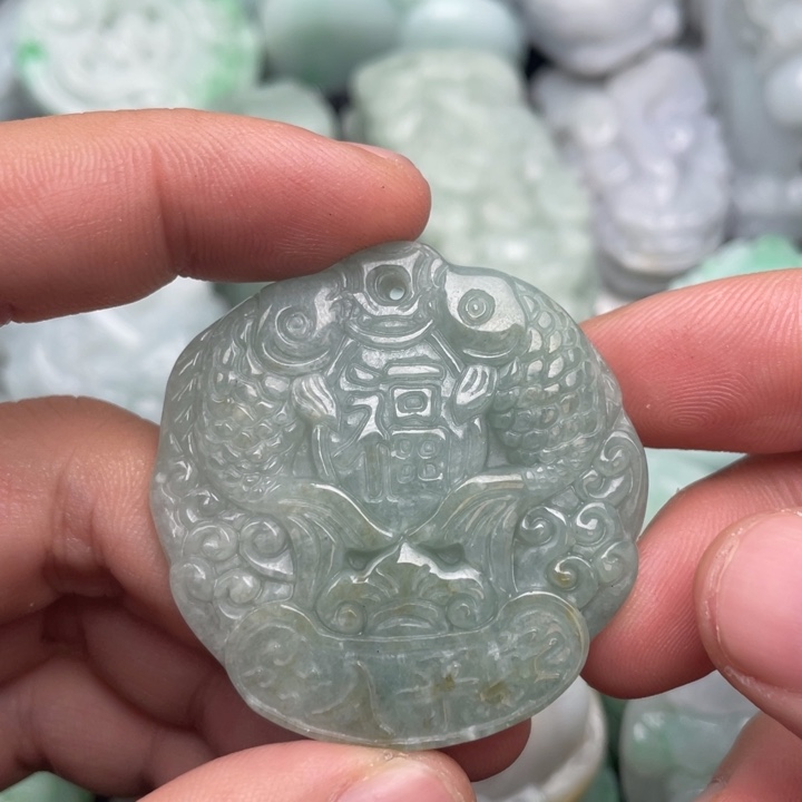 翡翠未镶嵌吊坠(不含链)