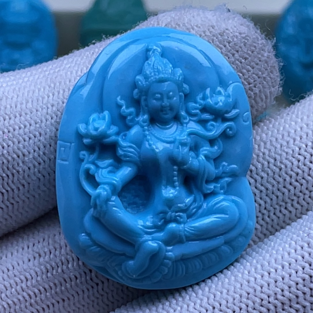 绿松石未镶嵌珠宝奇石