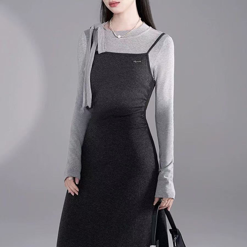 春款新款吊带长袖两件套设计感小众气质收腰显瘦超好看连衣裙