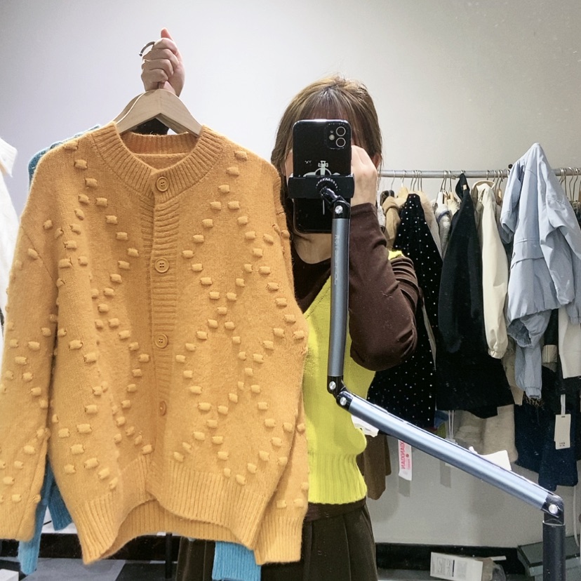 【闪购商品】橘色开衫