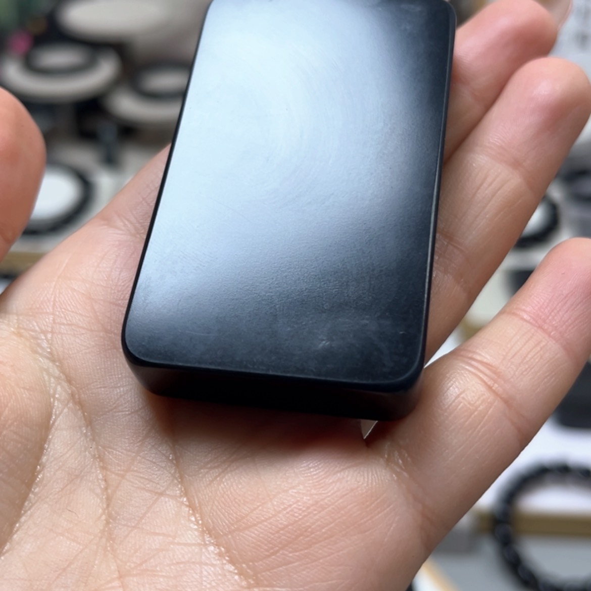 【闪购商品】和田玉（墨玉）大46钢板包容未镶嵌筱*?