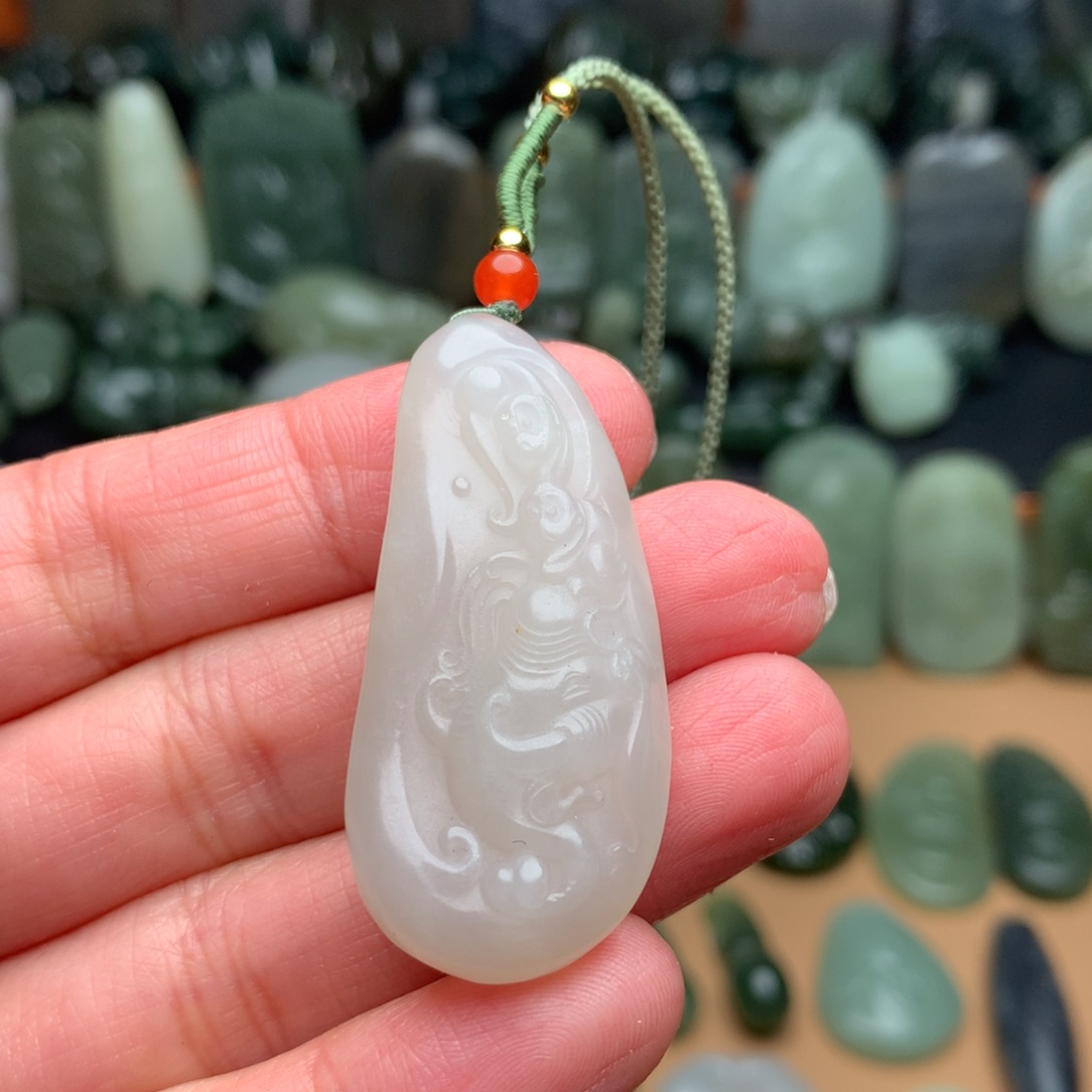 和田玉颈饰未镶嵌挂件27