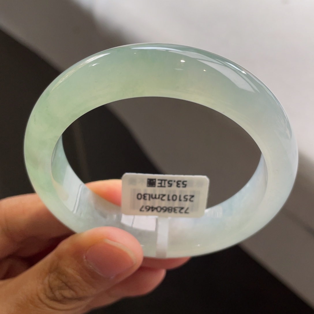 翡翠未镶嵌手镯冰胶葡萄肉手镯