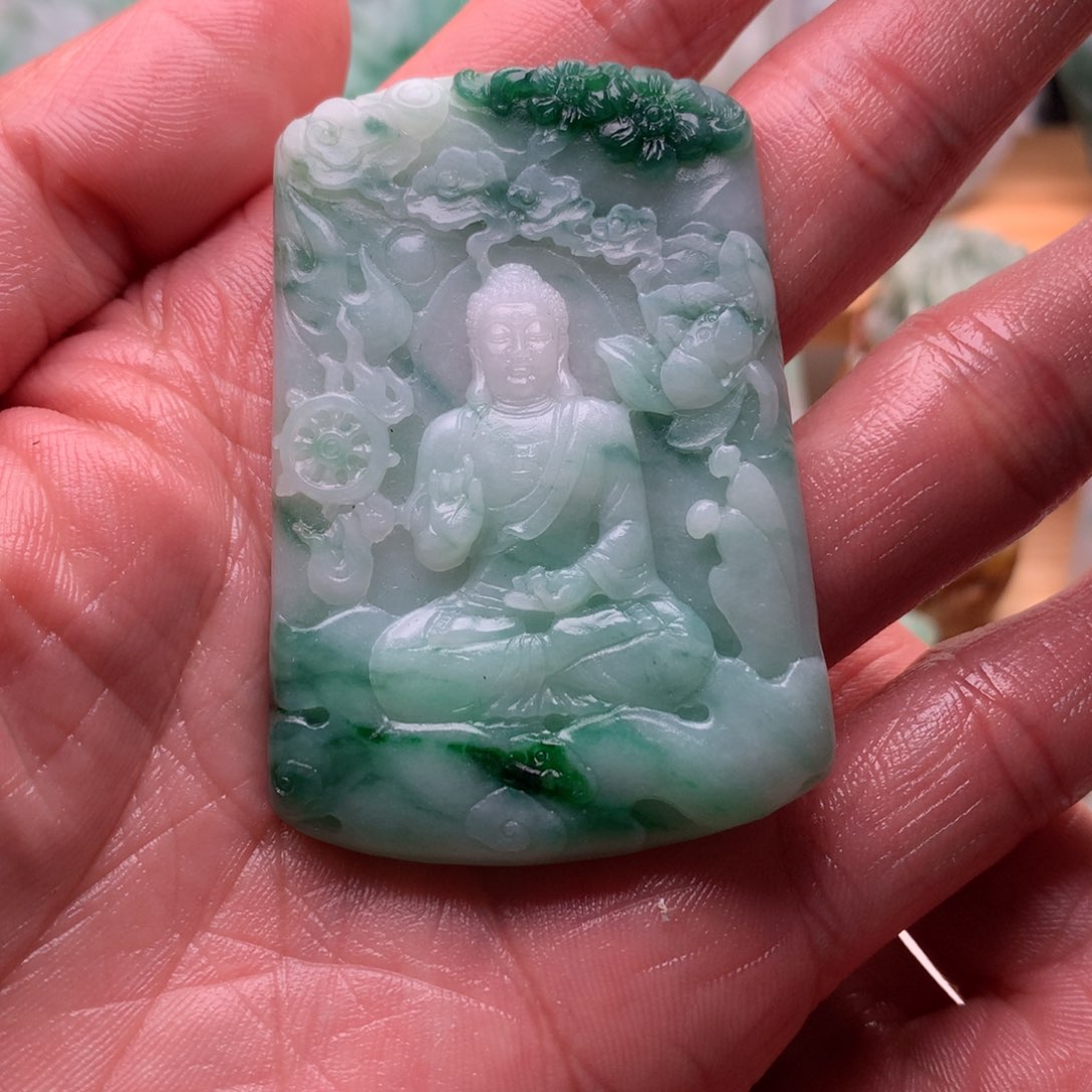 定制翡翠未镶嵌和**尘阿米