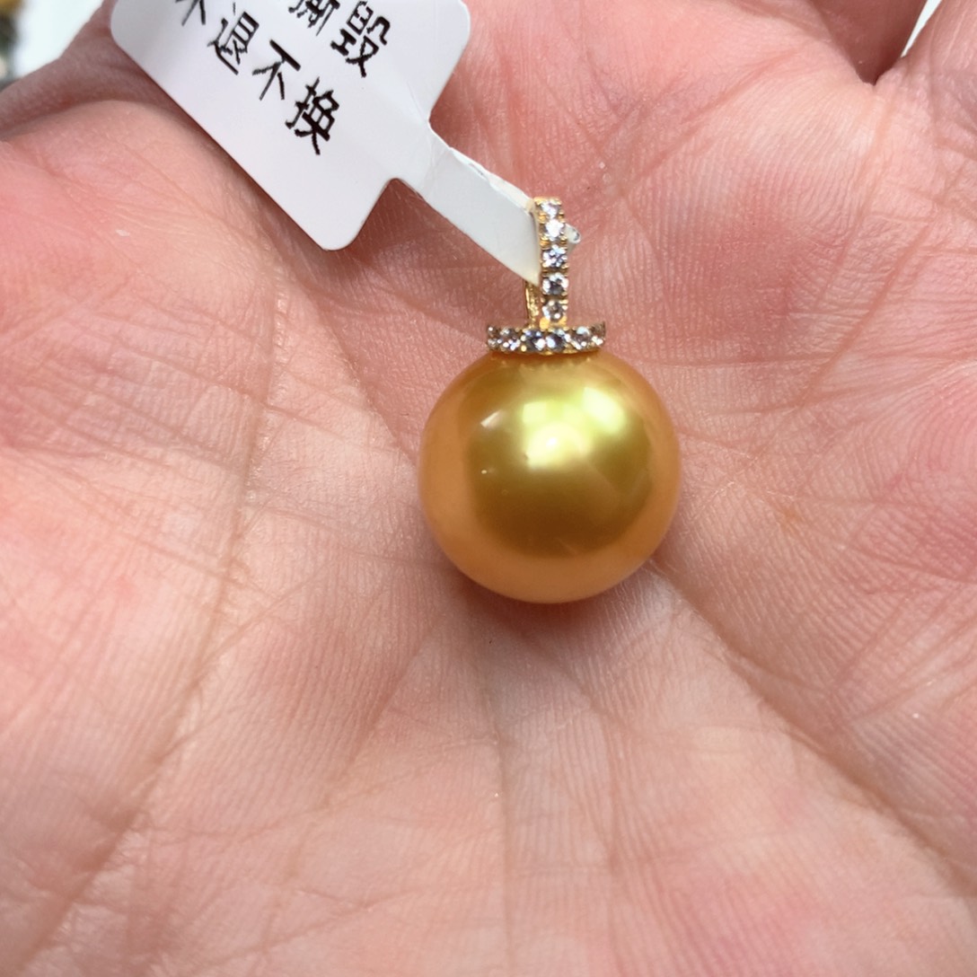 海水珍珠颈饰18K金镶嵌