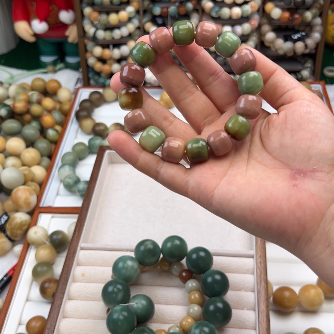 菩提根/象牙果手串?****?卡14汉堡瑕疵