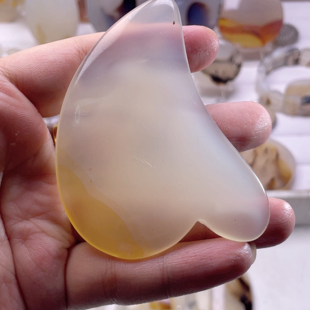 玛瑙/玉髓未镶嵌珠宝奇石