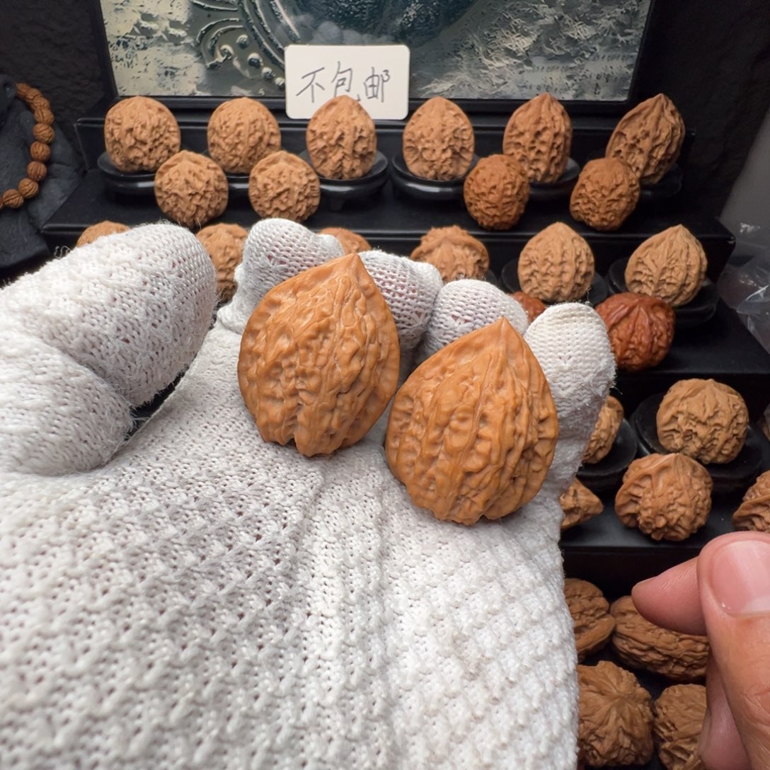 正***录吊坠文玩核桃凤羽