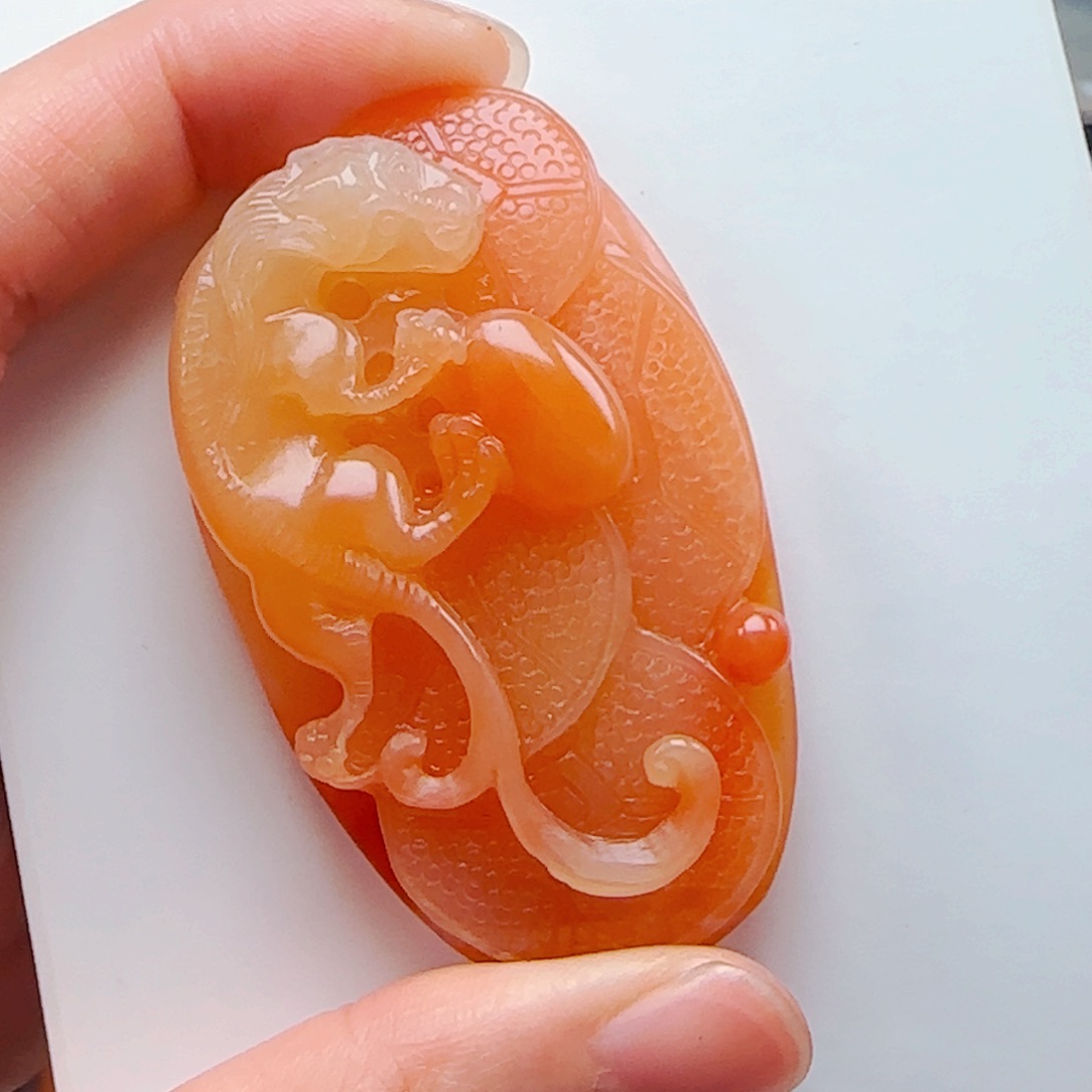 石英质玉（黄龙玉）1未镶嵌吉**产