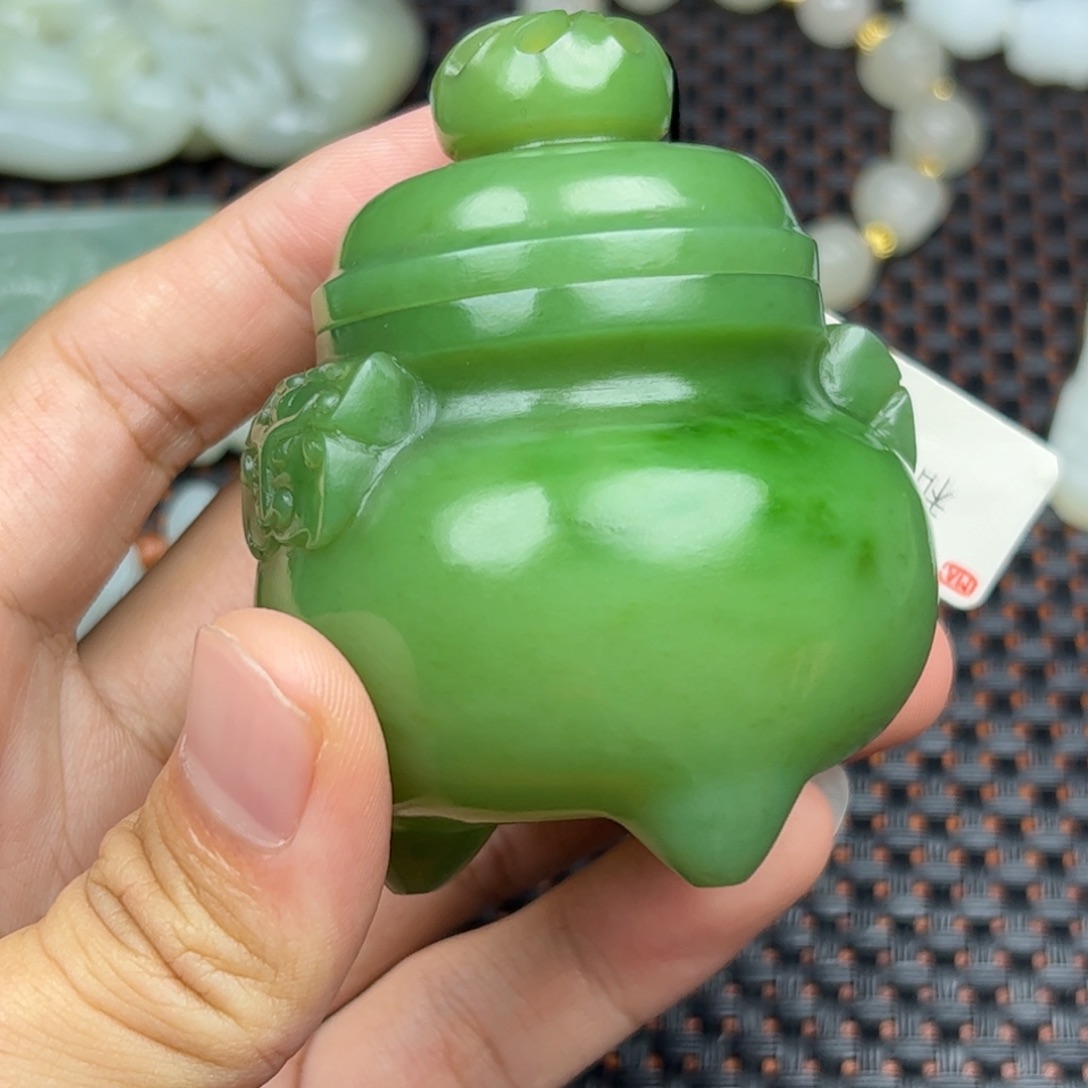 羊***哥未镶嵌和田玉挂件
